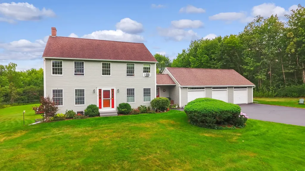 192 Benson Road Manchester ME 04351
