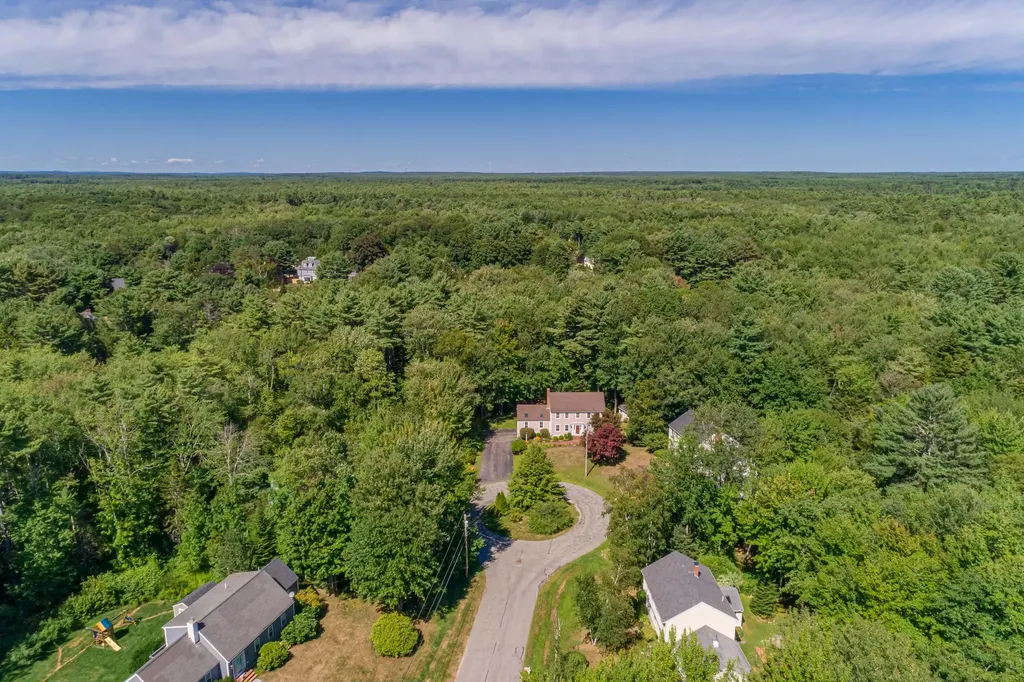 16 Christopher Road Kennebunk ME 04043