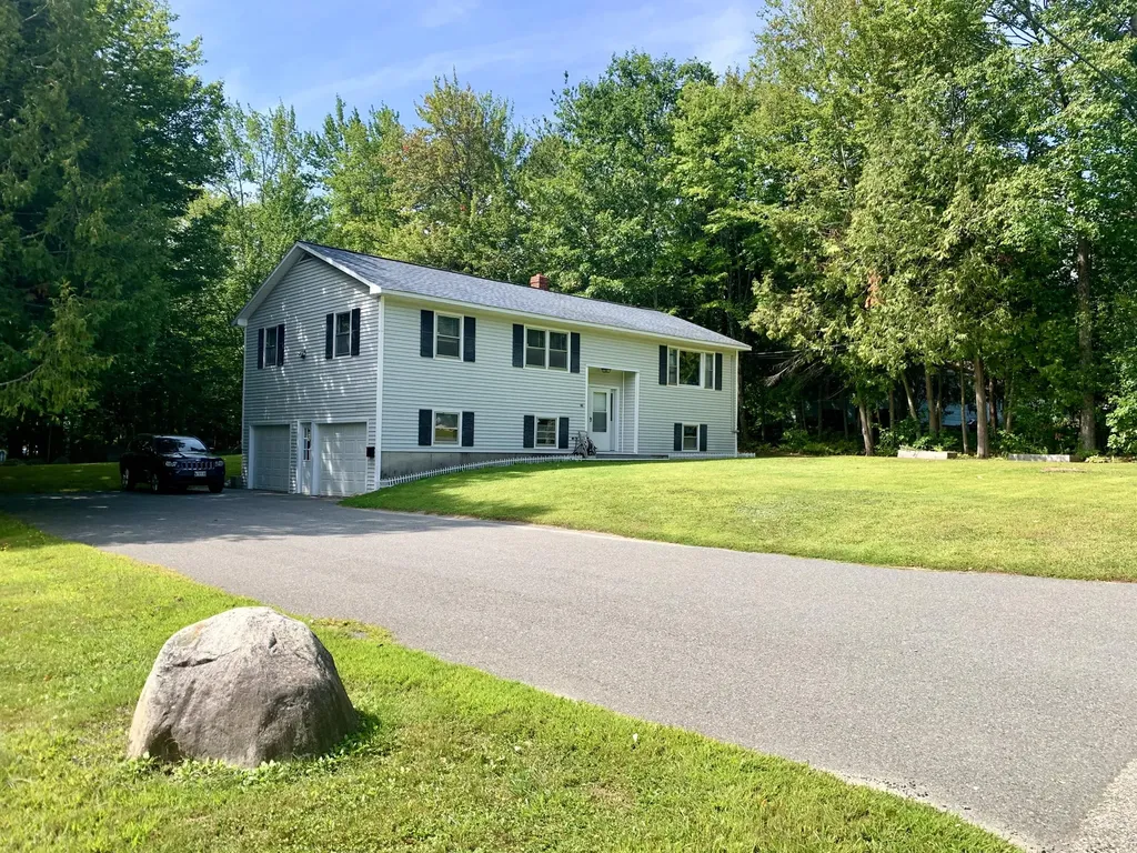 46 Oak Hill Drive Oakland ME 04963