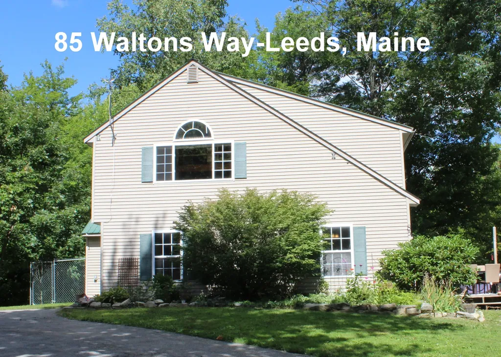 85 Waltons Way Leeds ME 04263