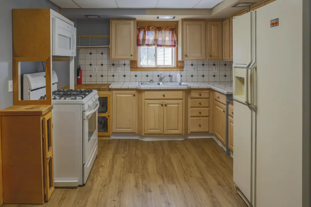 158 Lincolnville Avenue Belfast ME 04915