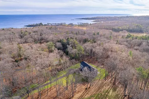 1216 Shore Road Cape Elizabeth ME 04107