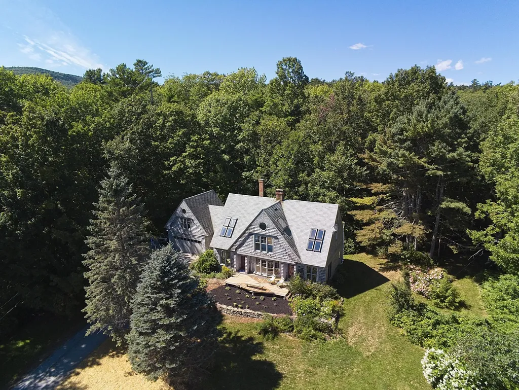 570 Belfast Road Camden ME 04843