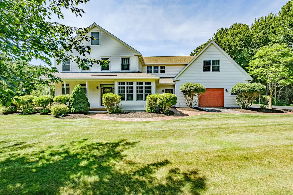 16 Longmeadow Road Scarborough ME 04074