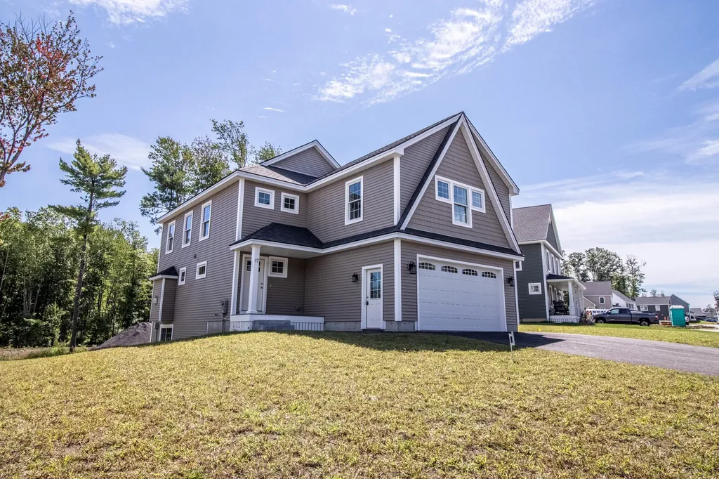 17 Dylan Drive Scarborough ME 04074
