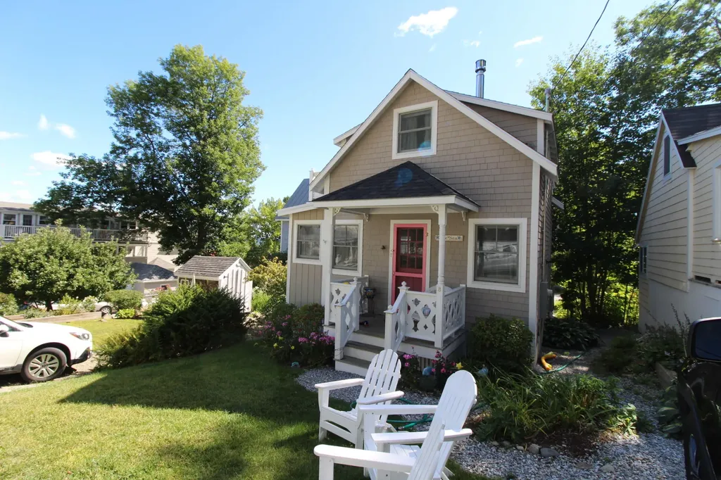 8 Main Street Northport ME 04849
