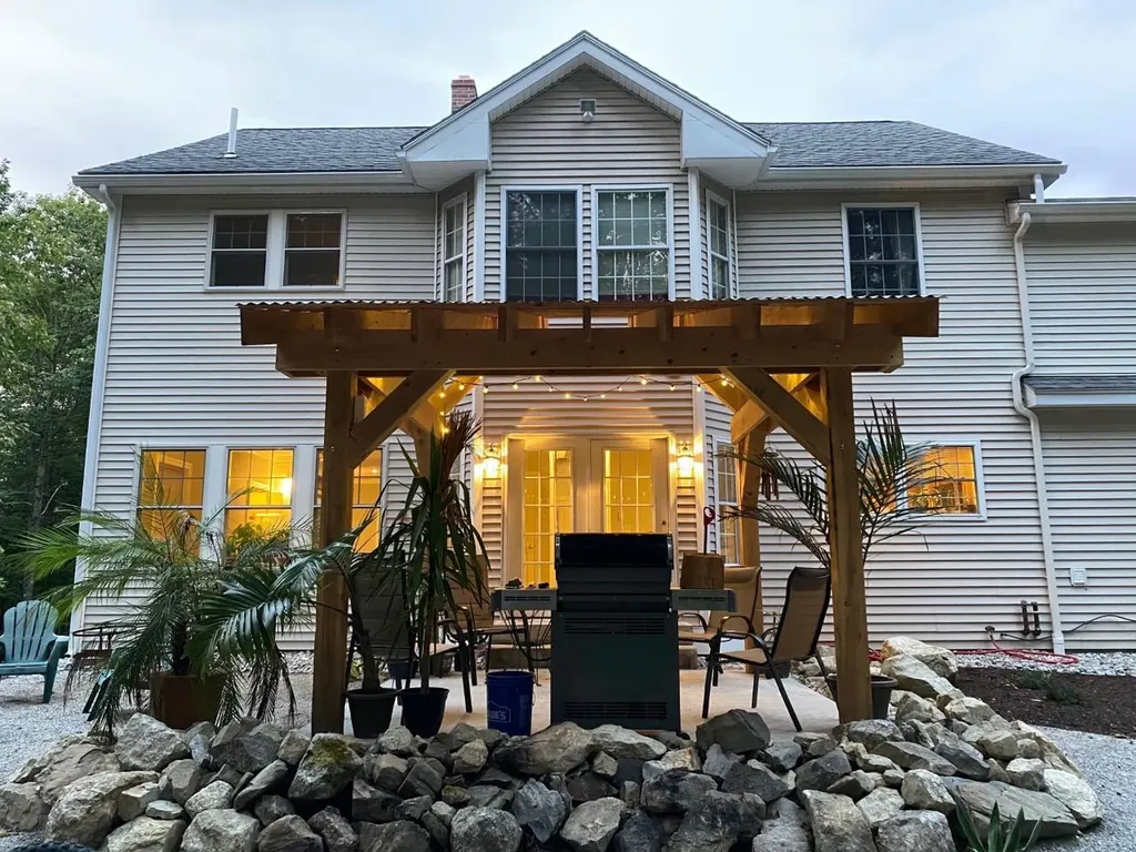 710 Garfield Road Auburn ME 04210