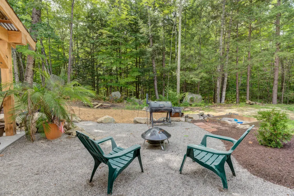 710 Garfield Road Auburn ME 04210