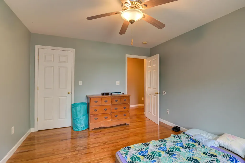 710 Garfield Road Auburn ME 04210