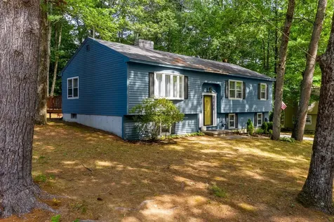 9 Birch Glade Standish ME 04084