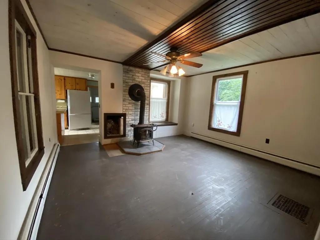 84 Grace Street Rockland ME 04841