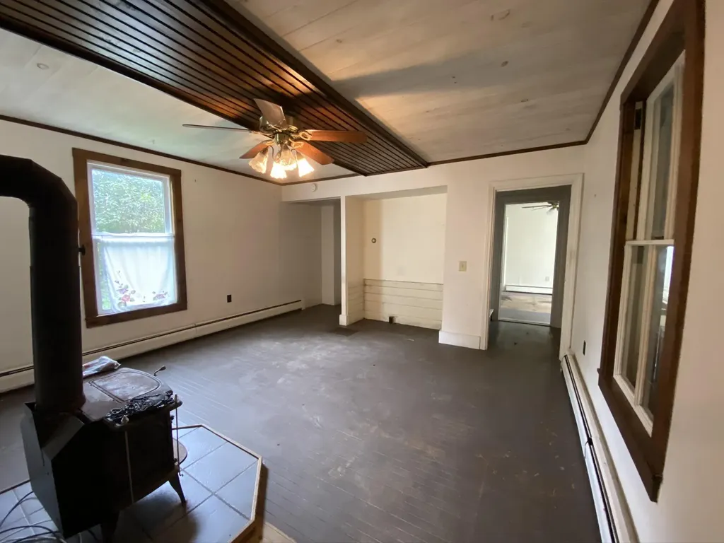 84 Grace Street Rockland ME 04841