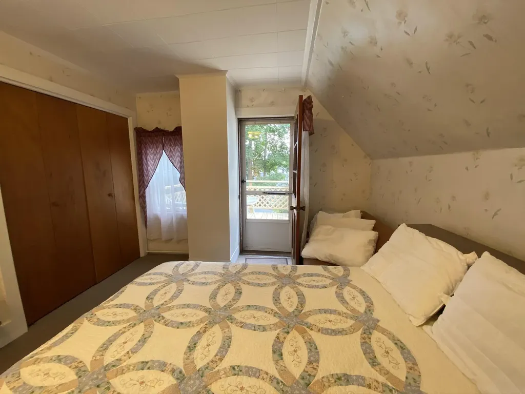 84 Grace Street Rockland ME 04841