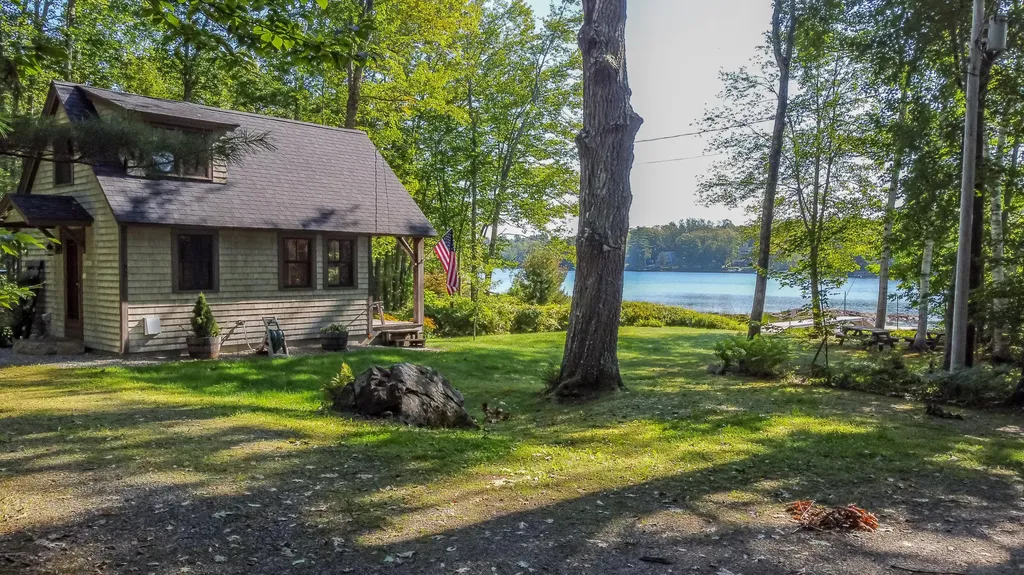 72 Poland Road Lincolnville ME 04849