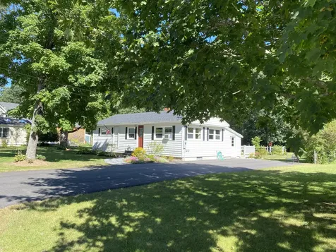 28 Maple Avenue Kennebunk ME 04043