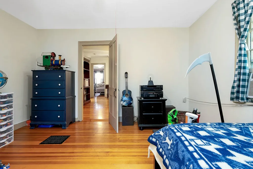 11 Saco Road Alfred ME 04002