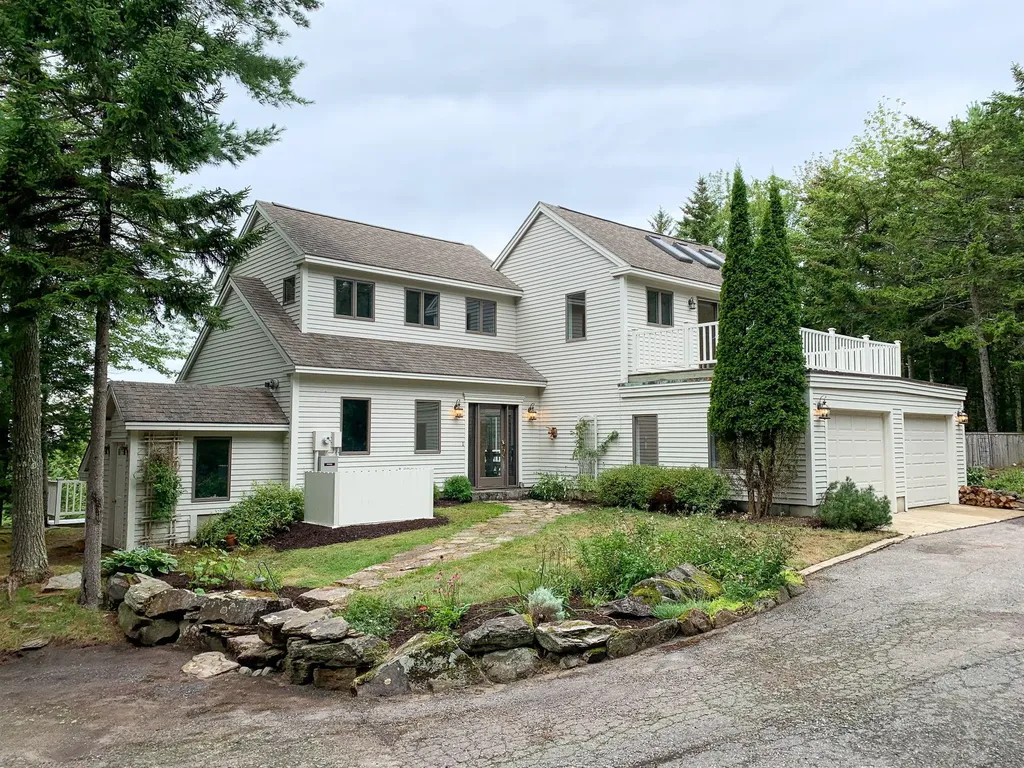 367 Mountain Road Harpswell ME 04079