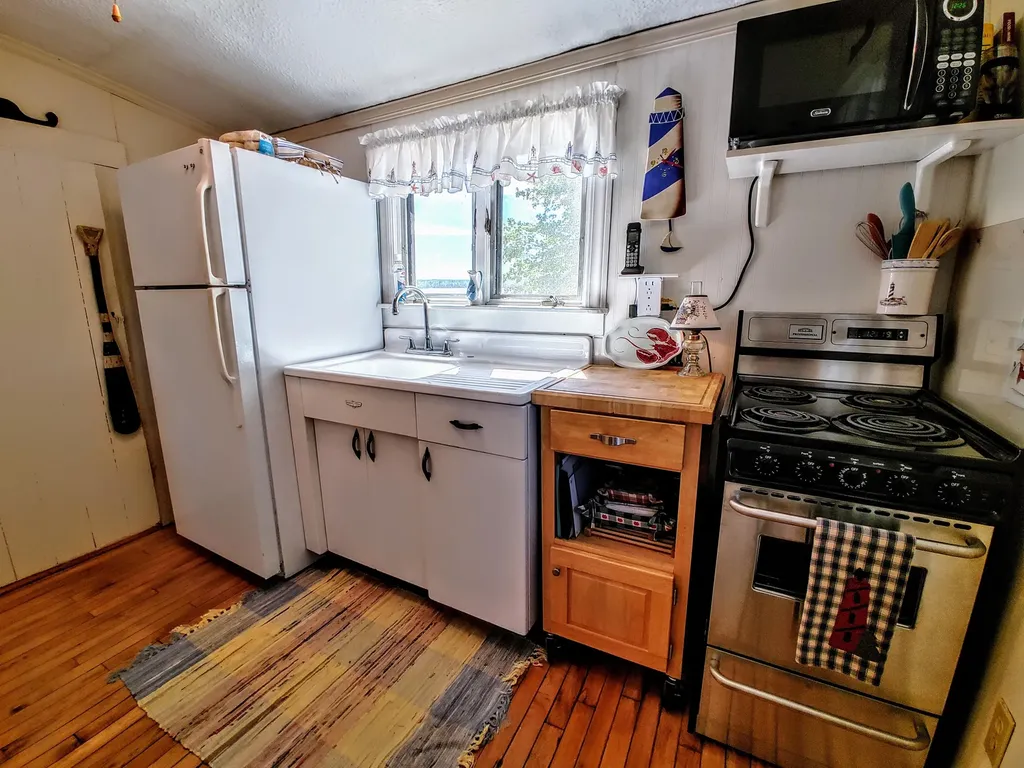 42 Kelly Road Vassalboro ME 04989