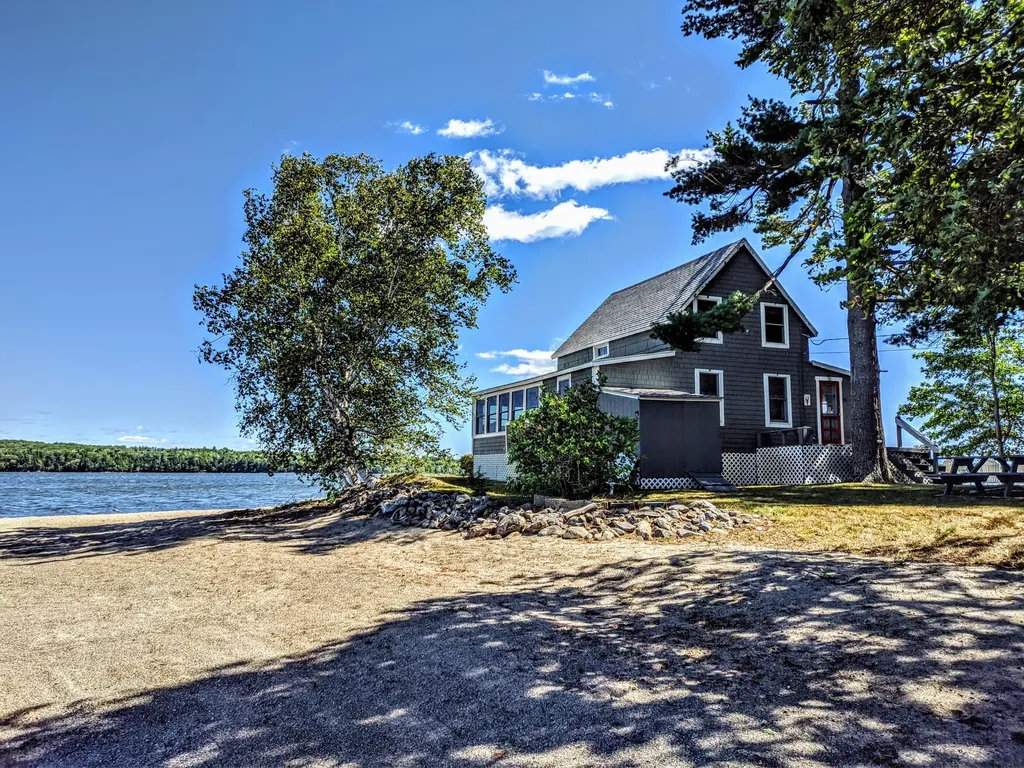 42 Kelly Road Vassalboro ME 04989