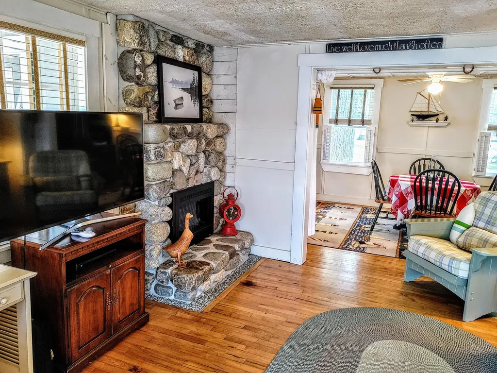 42 Kelly Road Vassalboro ME 04989