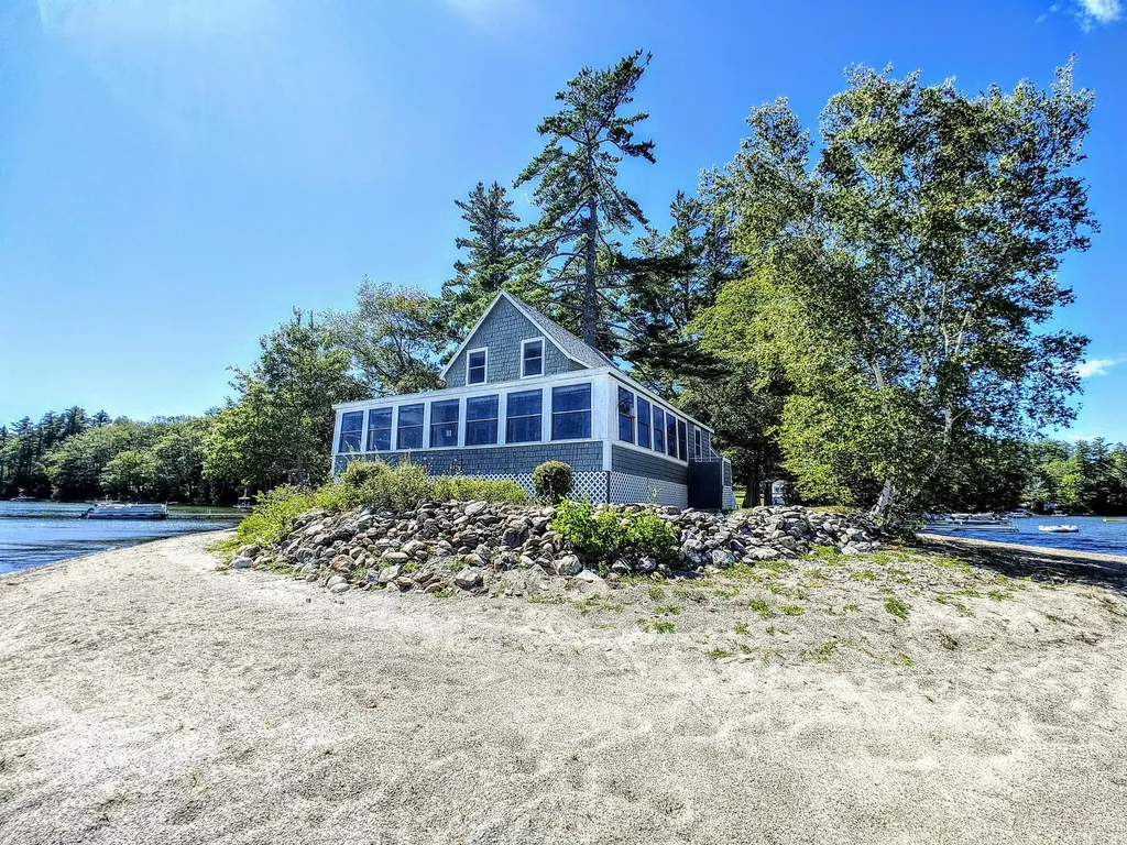 42 Kelly Road Vassalboro ME 04989