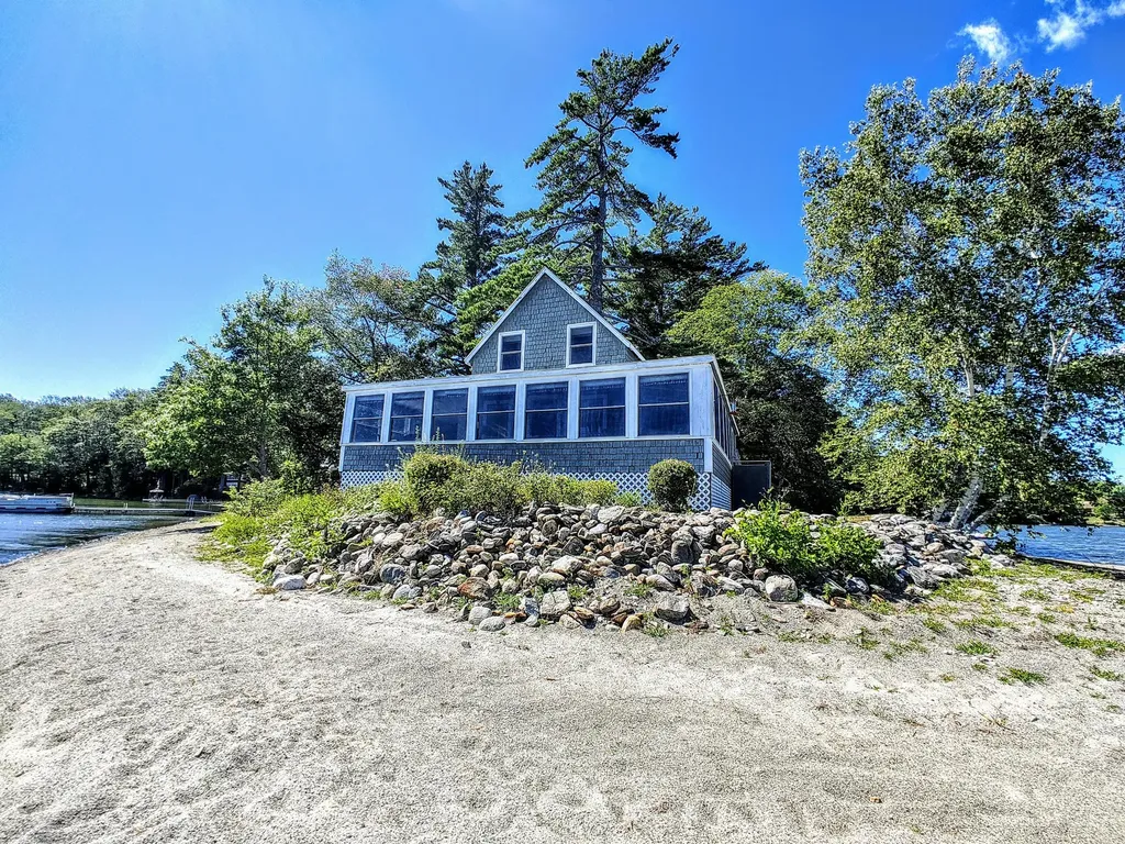 42 Kelly Road Vassalboro ME 04989