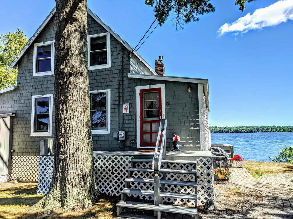 42 Kelly Road Vassalboro ME 04989
