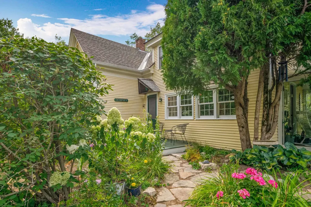78 Old Cape Road Kennebunkport ME 04046