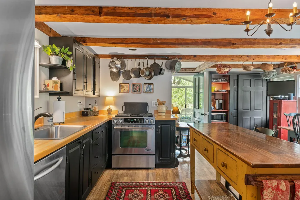 78 Old Cape Road Kennebunkport ME 04046