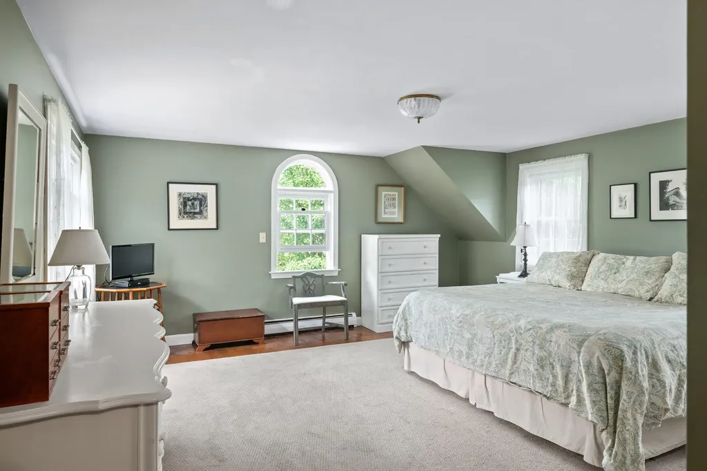 78 Old Cape Road Kennebunkport ME 04046
