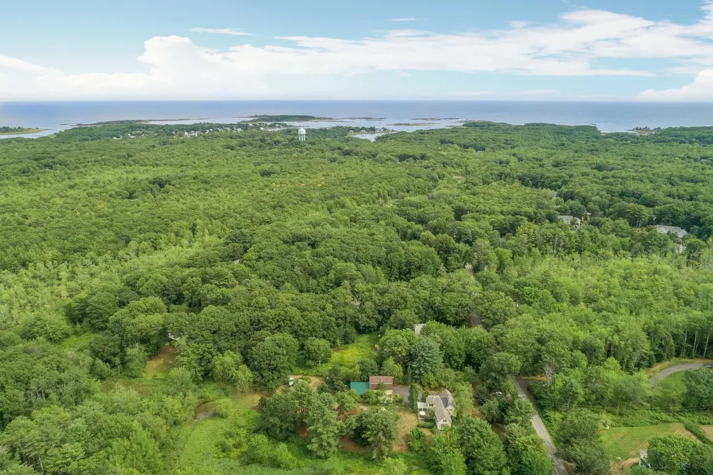 78 Old Cape Road Kennebunkport ME 04046