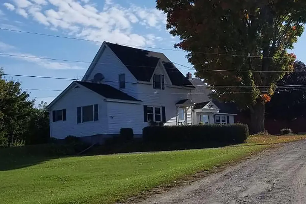 203 Dunham Road Vassalboro ME 04989