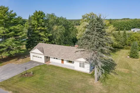 697 W River Road Waterville ME 04901