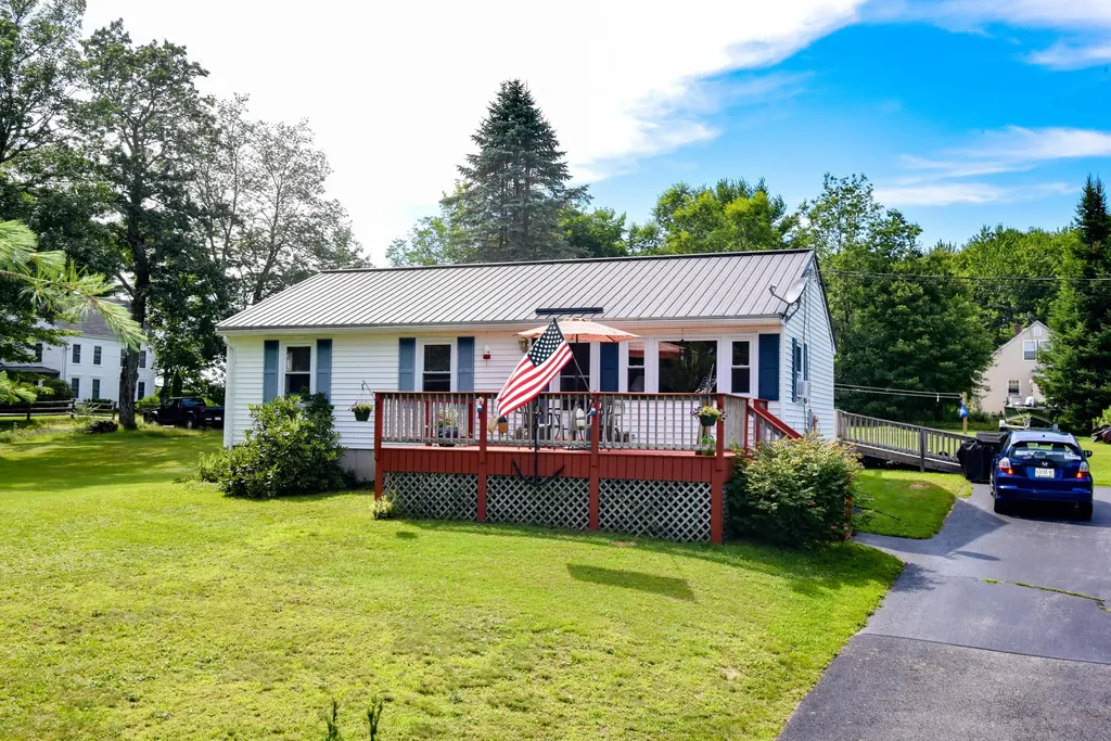 6 Verrill Road Pownal ME 04069