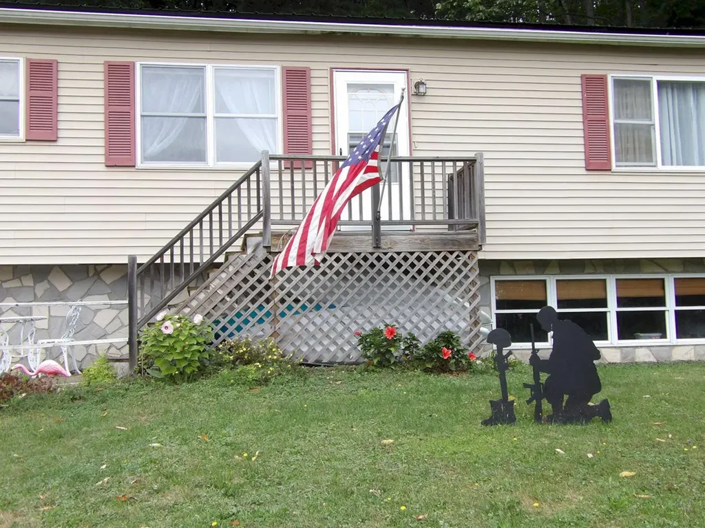 67 Cobbossee Avenue Gardiner ME 04345