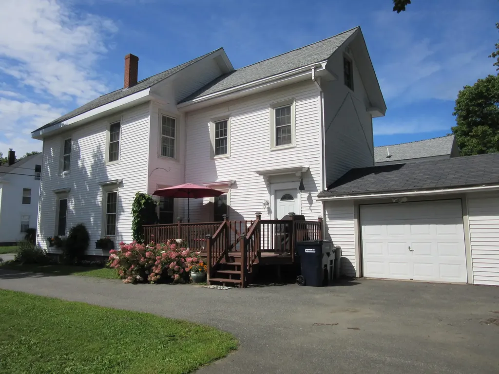 141 Forest Avenue Bangor ME 04401