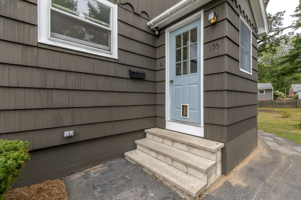 159 Summit Park Avenue Portland ME 04103