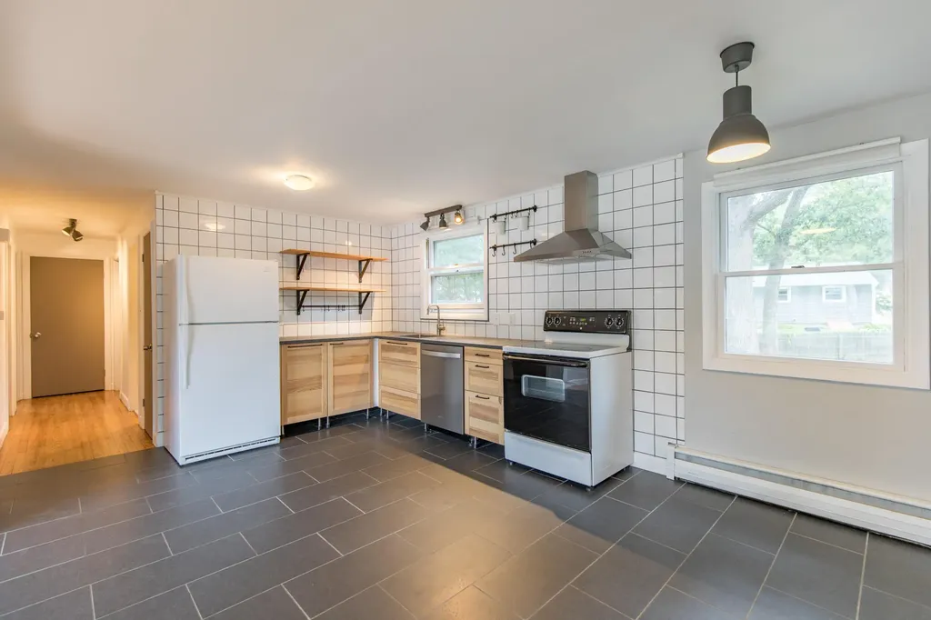 159 Summit Park Avenue Portland ME 04103