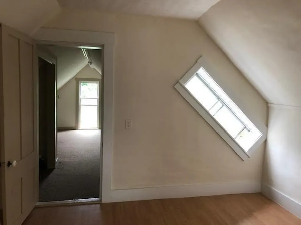 4 Pleasant Street Monmouth ME 04259