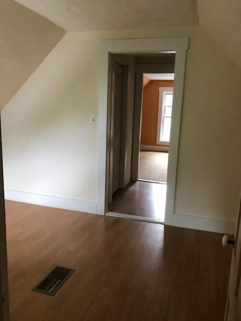 4 Pleasant Street Monmouth ME 04259