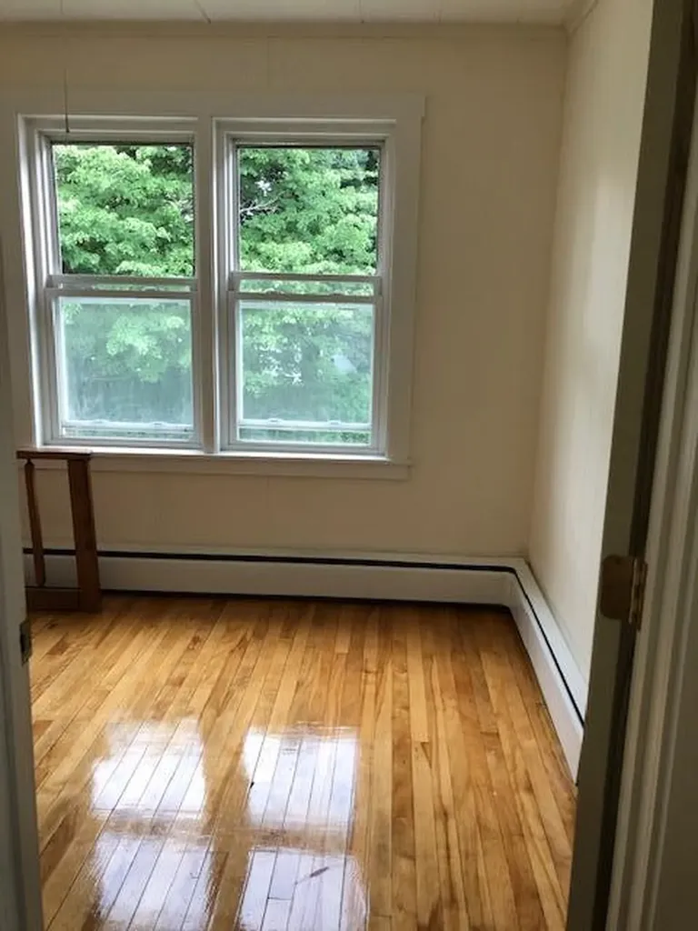 4 Pleasant Street Monmouth ME 04259