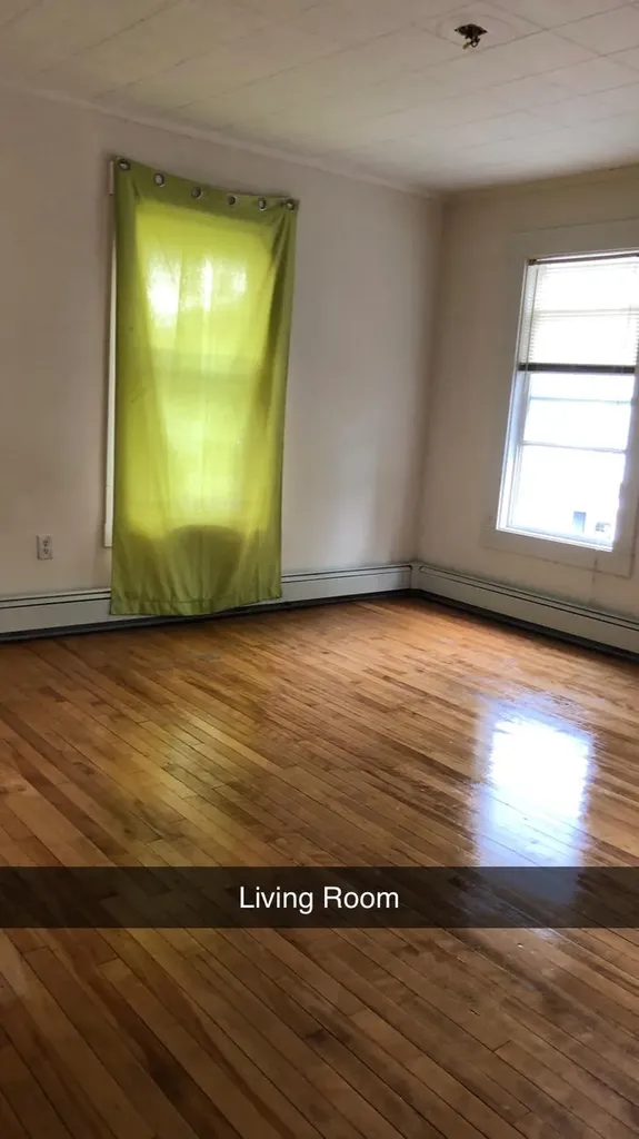 4 Pleasant Street Monmouth ME 04259