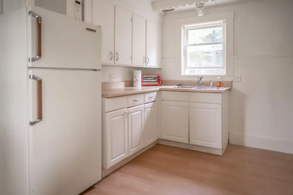 4 Pleasant Street Monmouth ME 04259