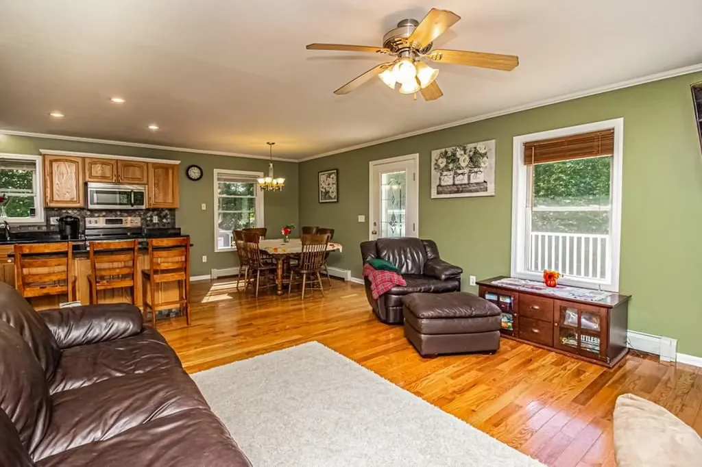 113 Hilltop Estates Farmington ME 04938