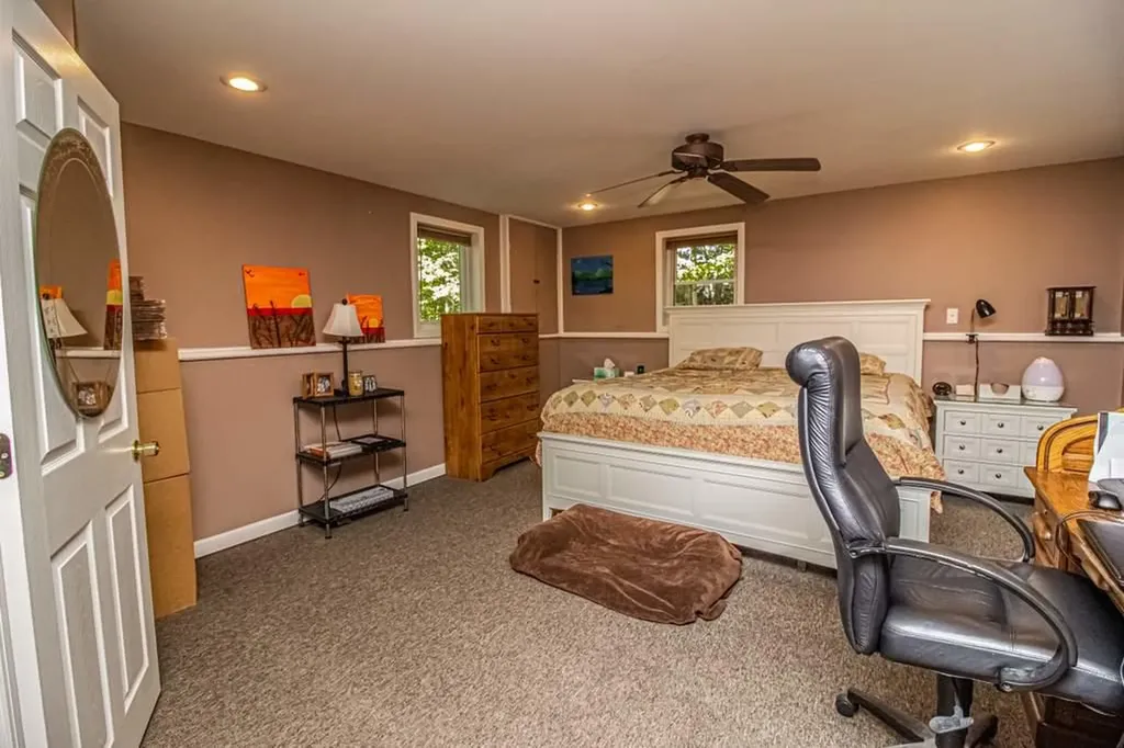 113 Hilltop Estates Farmington ME 04938