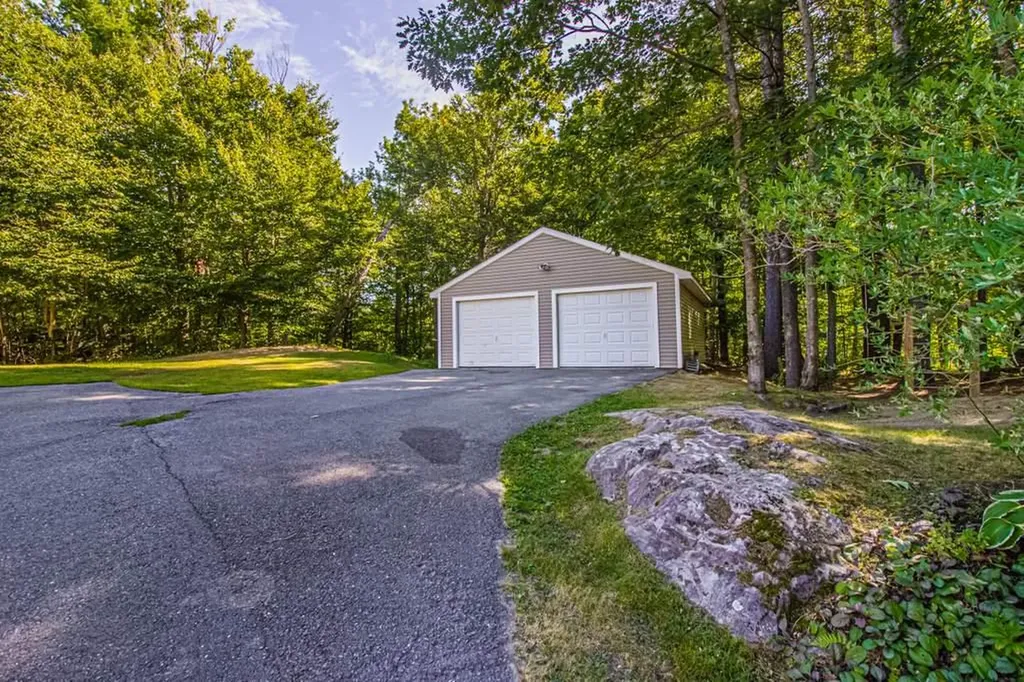 113 Hilltop Estates Farmington ME 04938
