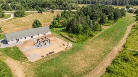 610 Augusta Road Topsham ME 04086