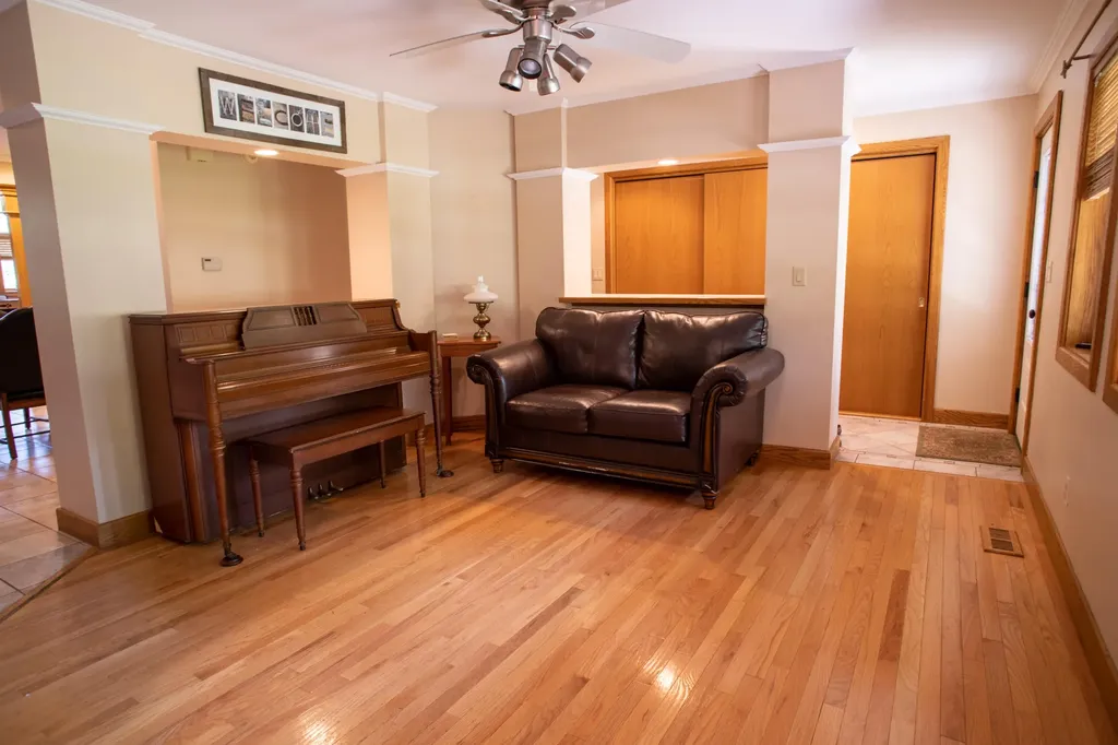 24 Fairway Drive Auburn ME 04210