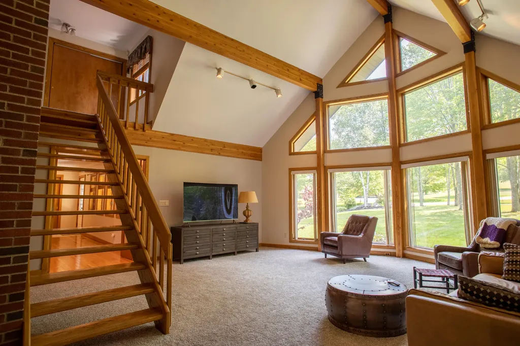 24 Fairway Drive Auburn ME 04210