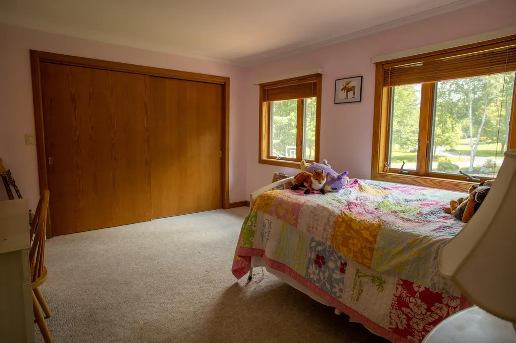 24 Fairway Drive Auburn ME 04210